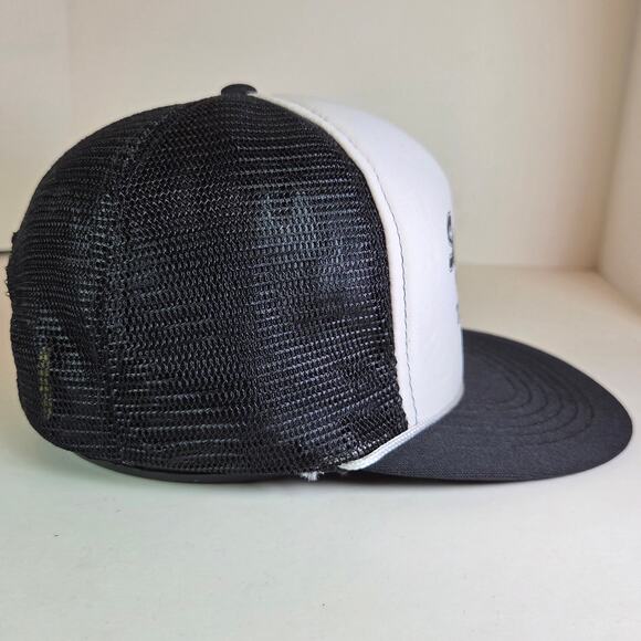 Vintage Sportsman’s Bar & Grill Tower MN Trucker Hat Snapback 80s Mesh Cap - Picture 4 of 11